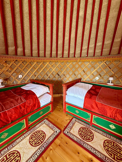 Luxe Twin Bed Ger interior